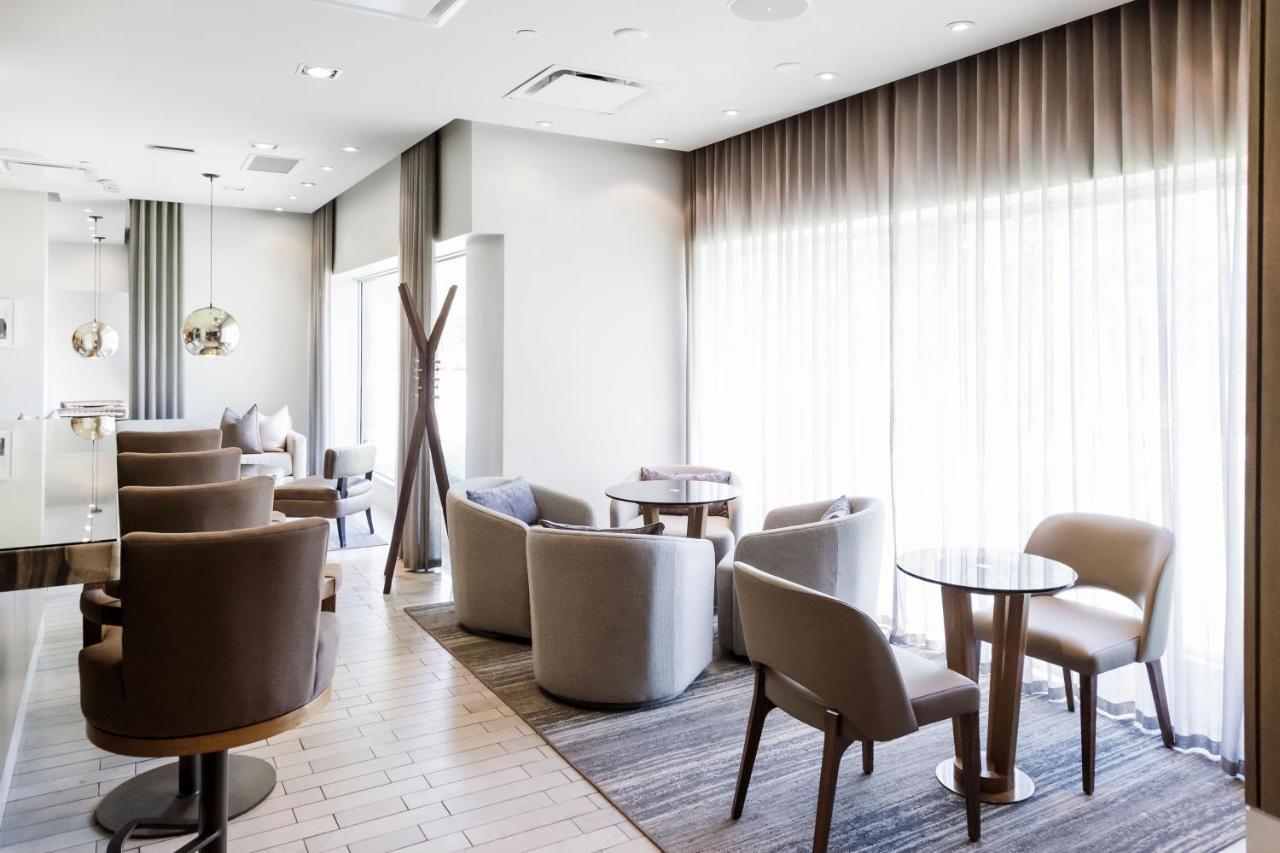The James Hotel Saskatoon Zewnętrze zdjęcie