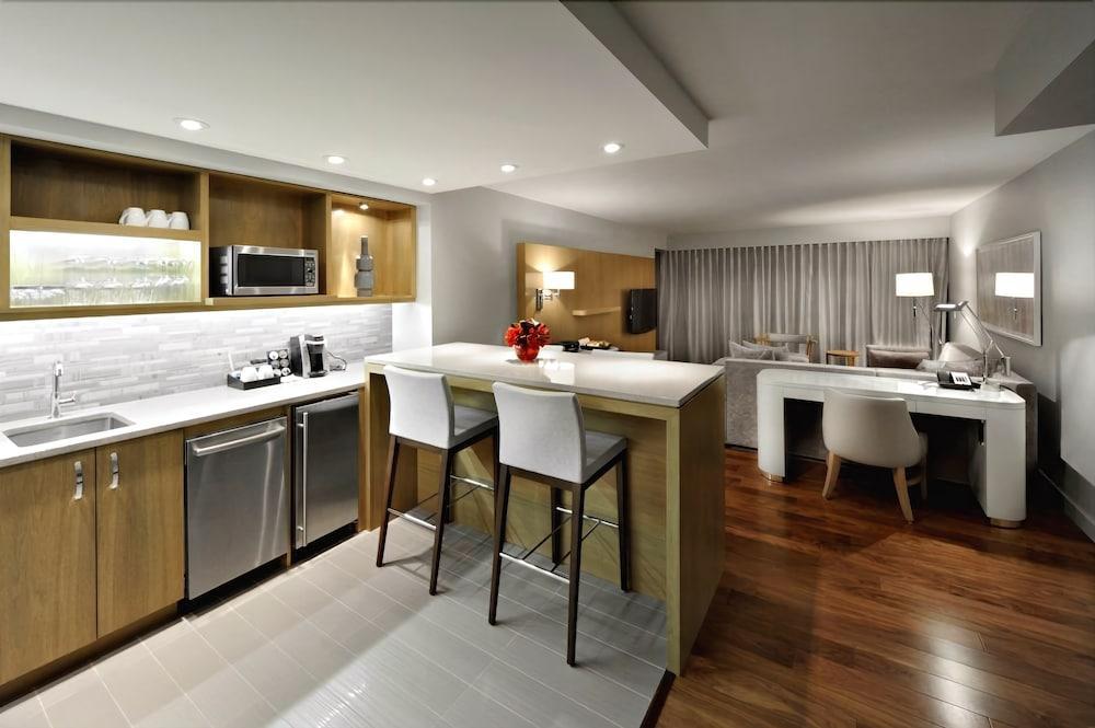 The James Hotel Saskatoon Zewnętrze zdjęcie