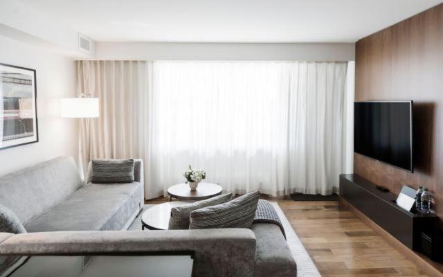 The James Hotel Saskatoon Zewnętrze zdjęcie